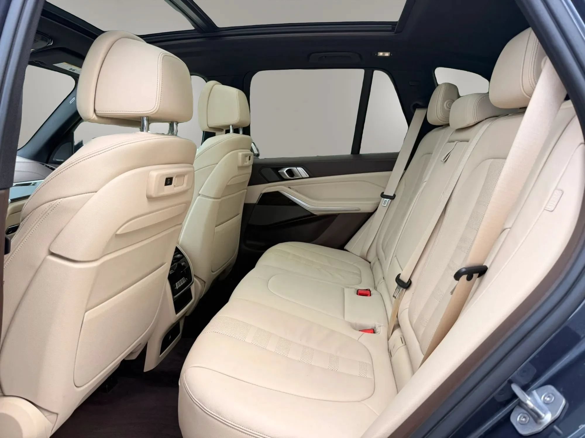 Used 2019 BMW X5 xDrive40i w/ Convenience Package AWD/4WD image 11