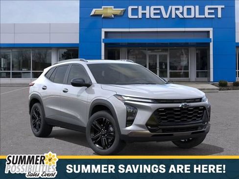 New 2026 Chevrolet Trax ACTIV w/ Sunroof Package FWD image 7