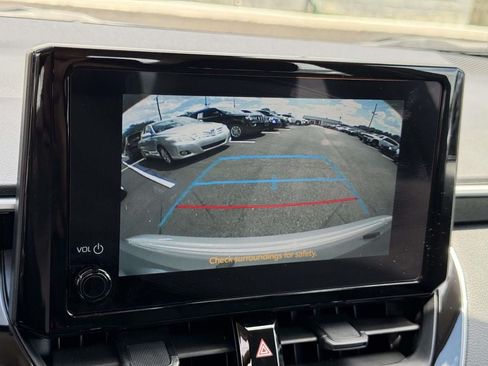 Used 2026 Toyota Corolla LE FWD image 4