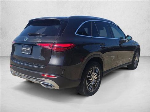 Certified 2026 Mercedes-Benz GLC 300 image 4