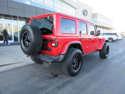 Used 2020 Jeep Wrangler Unlimited Rubicon w/ Cold Weather Group image 11