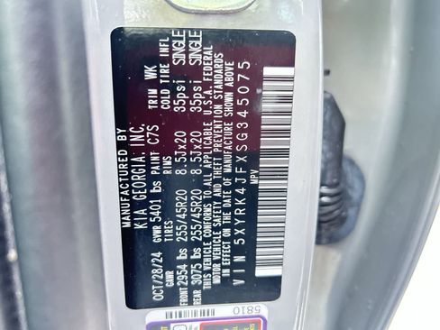 Used 2025 Kia Sorento SX FWD image 2