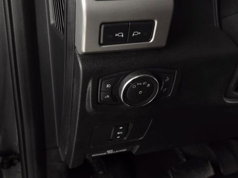 Used 2017 Ford F250 Lariat w/ Camper Package image 21