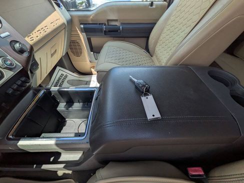 Used 2015 Ford F350 Lariat w/ Lariat Ultimate Package RWD image 15