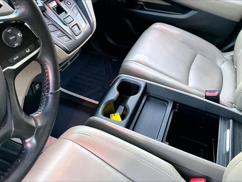 Used 2018 Honda Odyssey EX-L image 15