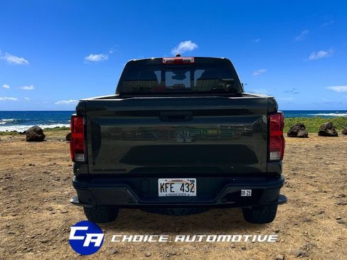 Used 2023 Chevrolet Colorado Trail Boss w/ Technology Package AWD/4WD image 7