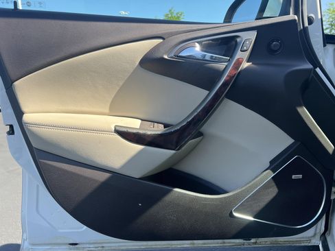Used 2016 Buick Verano Leather w/ Experience Buick Package FWD image 14