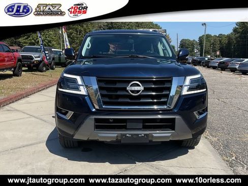 Used 2021 Nissan Armada SL w/ Captain's Chairs Package AWD/4WD image 2