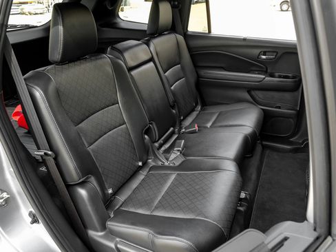 Used 2019 Honda Passport Touring image 39