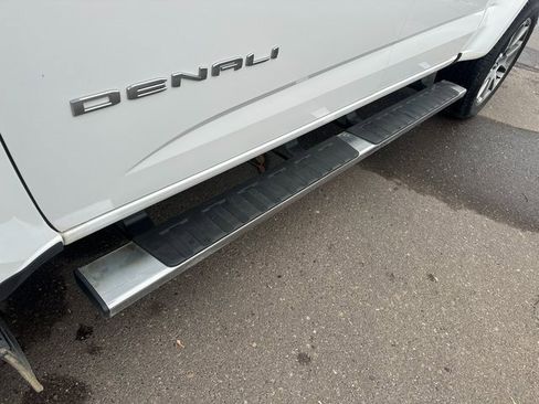 Used 2022 GMC Canyon Denali image 14