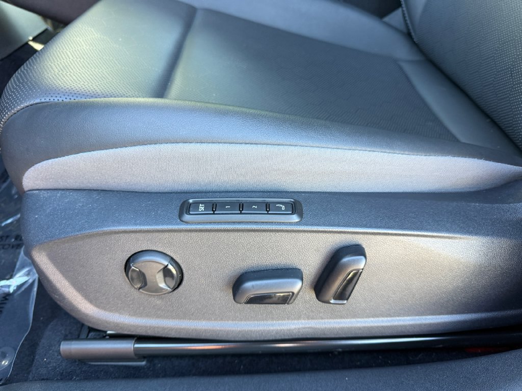 Used 2023 Volkswagen ID.4 Pro S RWD image 10