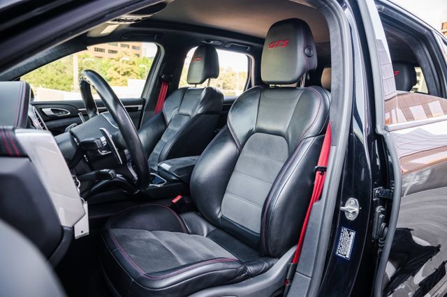 Used 2014 Porsche Cayenne GTS AWD/4WD image 4