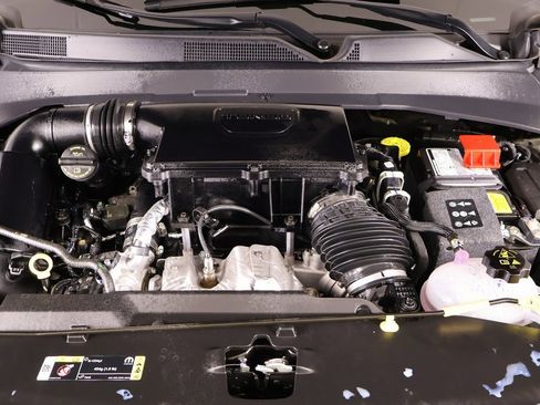 Used 2025 Jeep Compass Latitude image 19