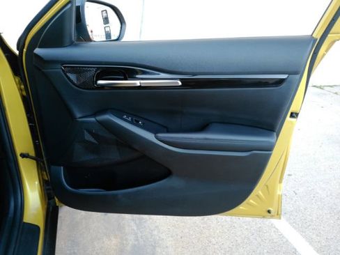 Used 2021 Kia Seltos S image 19