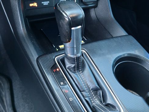 Used 2022 Honda Civic Touring image 21