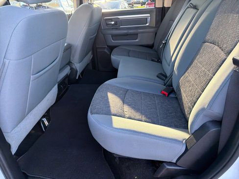 Used 2016 RAM 1500 Big Horn image 31