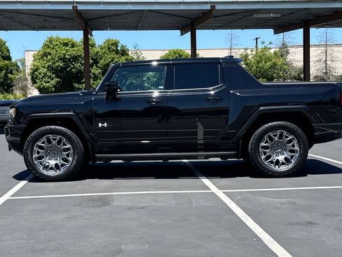 Used 2025 GMC Hummer EV 3X AWD/4WD image 12