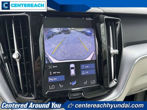 Used 2021 Volvo XC60 T5 Momentum AWD/4WD image 26