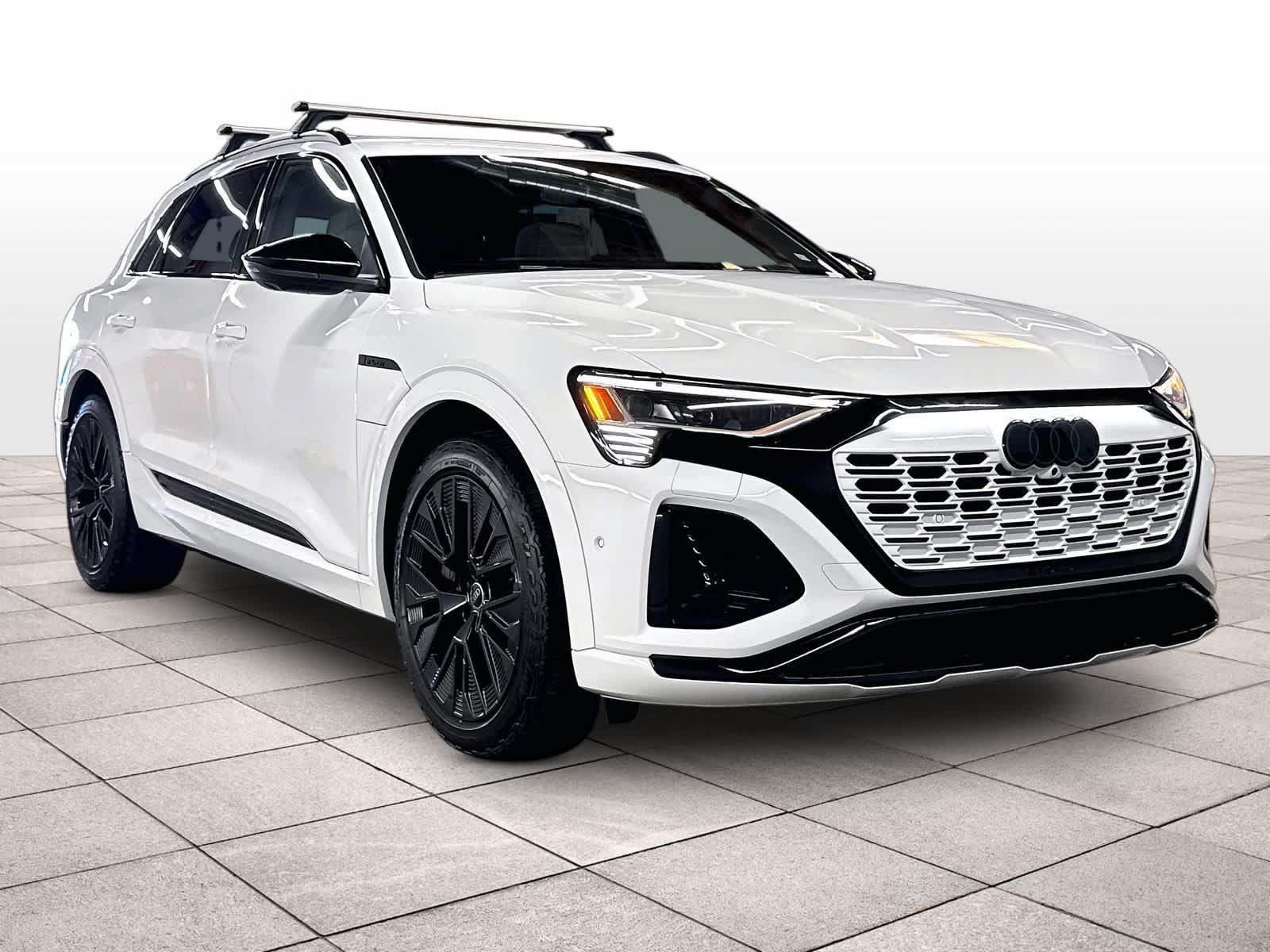Certified 2024 Audi Q8 e-tron Premium Plus AWD/4WD image 2