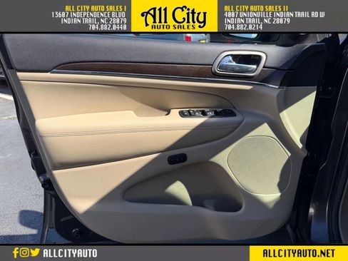 Used 2014 Jeep Grand Cherokee Limited image 24