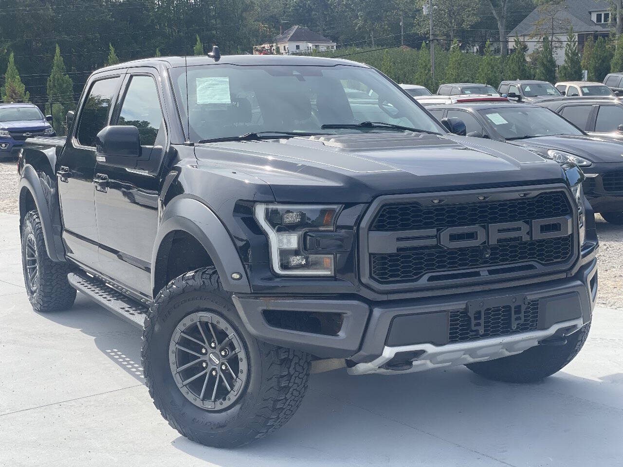 Used 2019 Ford F150 Raptor w/ Equipment Group 802A Luxury AWD/4WD image 1