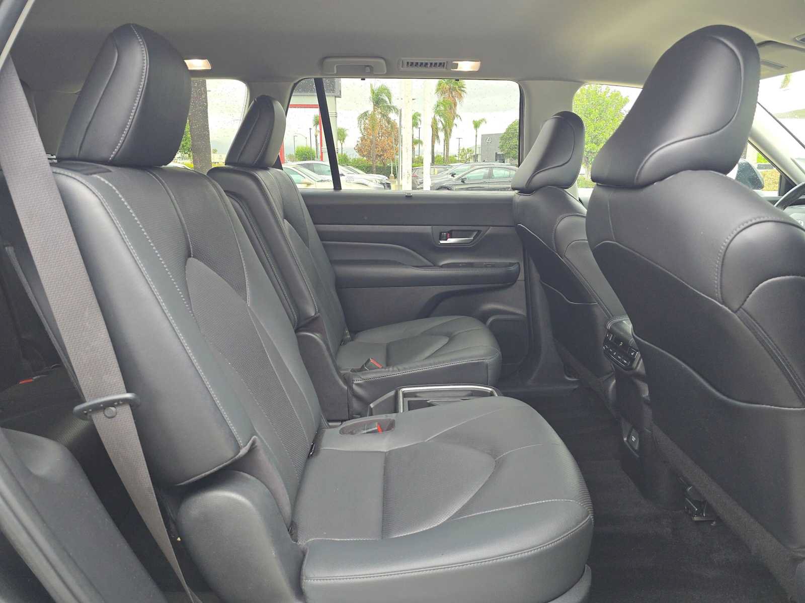 Certified 2024 Toyota Grand Highlander AWD image 12