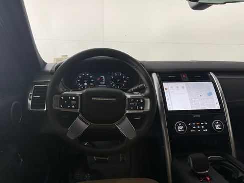 New 2026 Land Rover Discovery Limited Edition AWD/4WD image 26