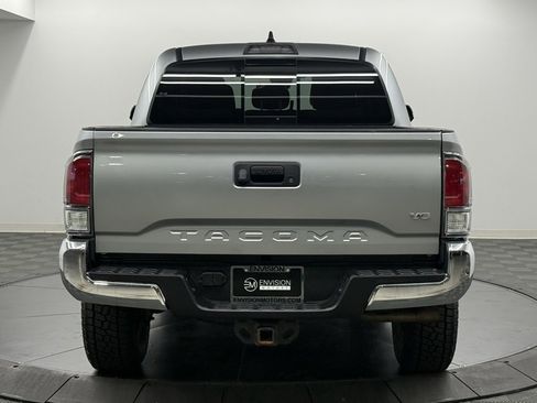 Certified 2023 Toyota Tacoma TRD Off-Road image 8