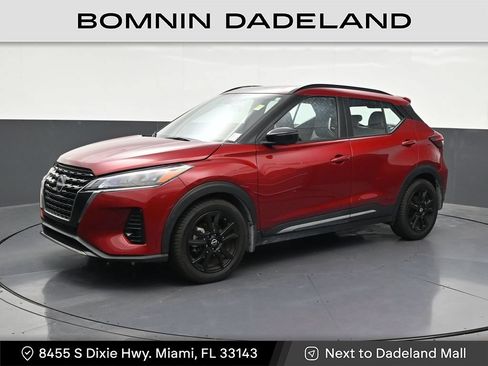 Used 2023 Nissan Kicks SR w/ SR Premium Package FWD image 1