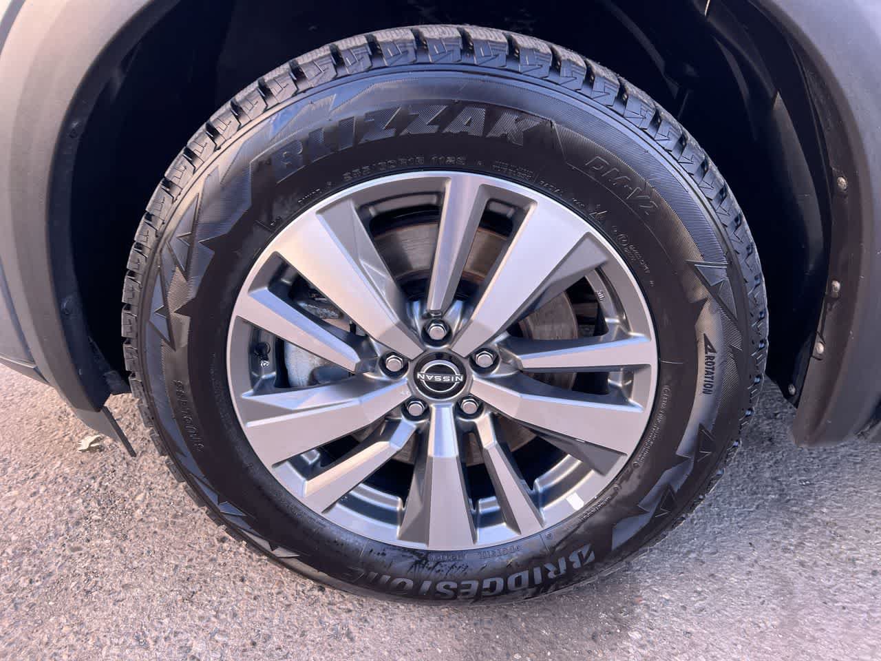 Used 2024 Nissan Pathfinder SV AWD/4WD image 10