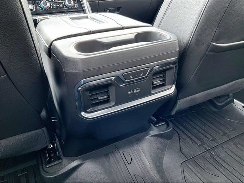 Used 2022 GMC Sierra 1500 Denali w/ Technology Package AWD/4WD image 35