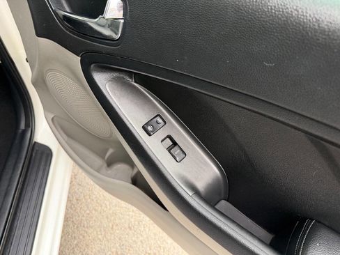 Used 2014 Kia Forte Koup EX image 7