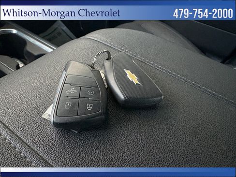 Used 2023 Chevrolet Silverado 1500 LT AWD/4WD image 23