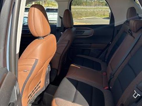 Certified 2025 Ford Bronco Sport Outer Banks w/ Outer Banks Tech Package+ image 9