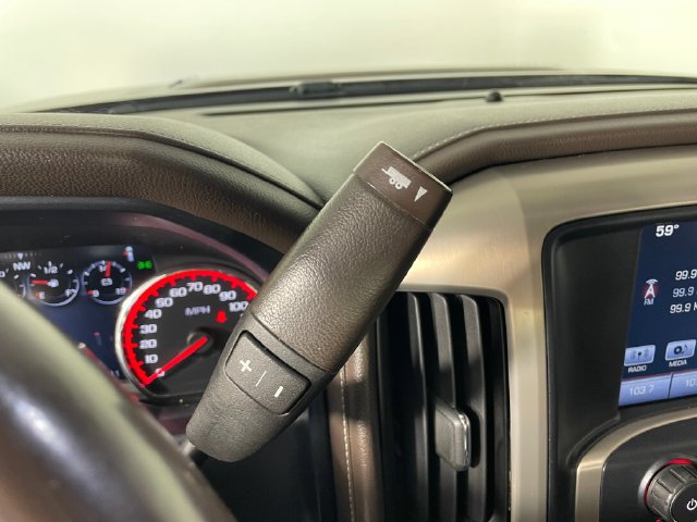 Used 2016 GMC Sierra 2500 Denali w/ Duramax Plus Package AWD/4WD image 9