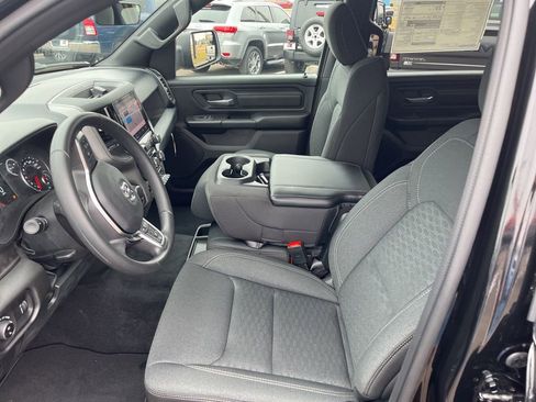 New 2026 RAM 1500 Express image 12
