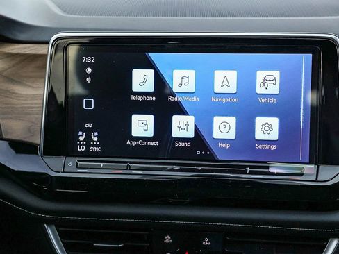 New 2026 Volkswagen Atlas SE image 26