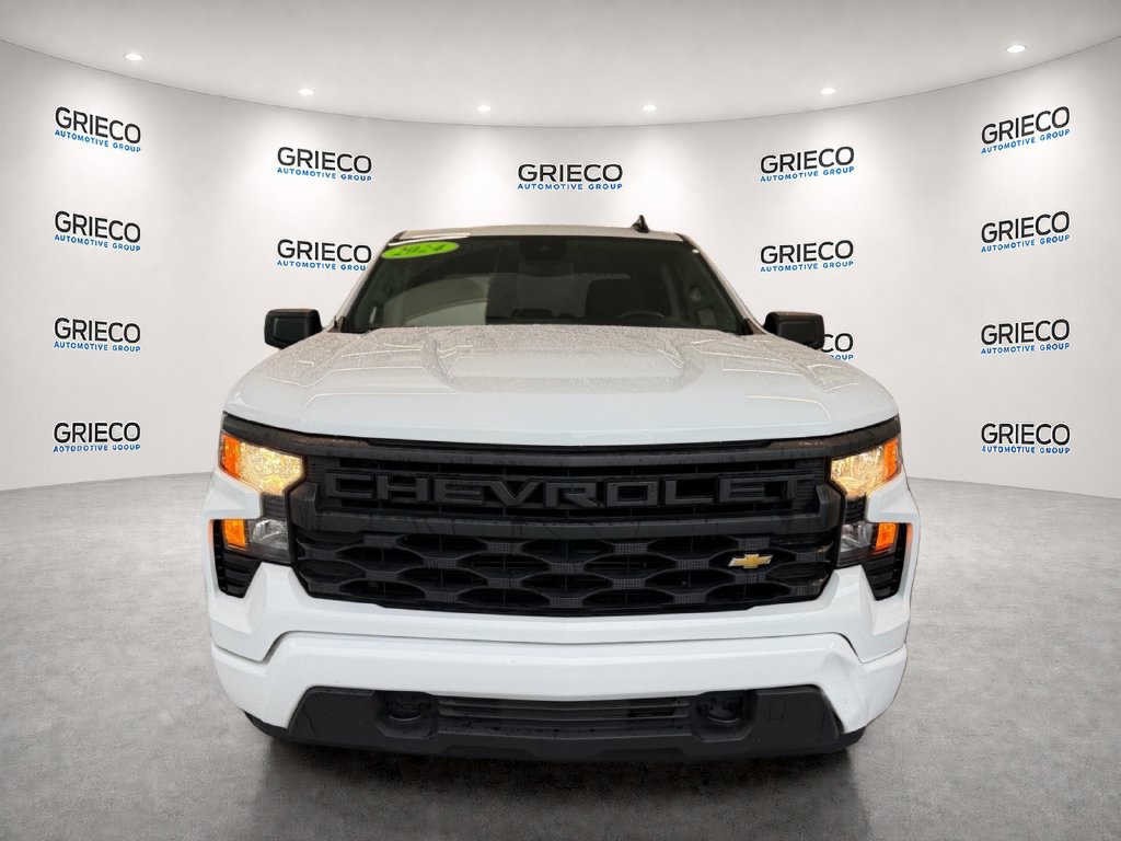 Used 2024 Chevrolet Silverado 1500 Custom RWD image 2
