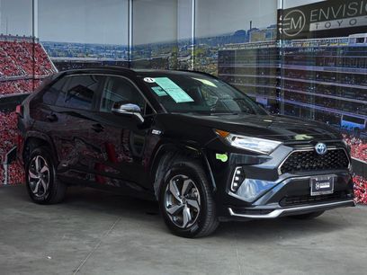 Used 2021 Toyota RAV4 SE w/ Weather & Moonroof Package