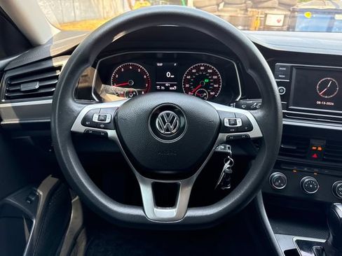 Used 2019 Volkswagen Jetta S FWD image 19