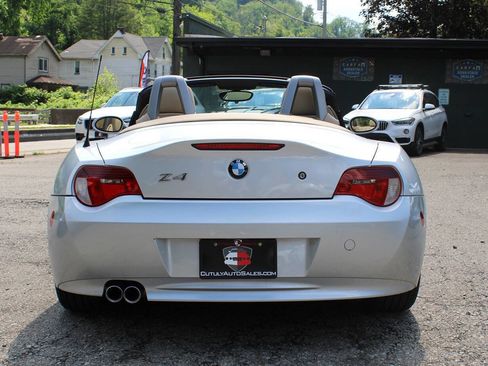 Used 2006 BMW Z4 3.0si RWD image 9