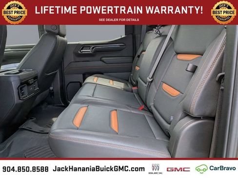 Used 2024 GMC Sierra 1500 AT4 w/ Technology Package AWD/4WD image 13