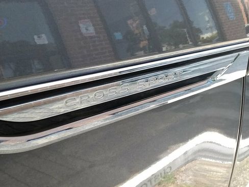 Used 2021 Volkswagen Atlas Cross Sport S FWD image 30