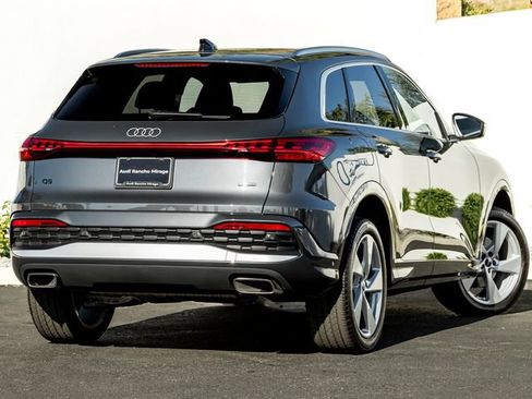 Certified 2025 Audi Q5 Premium Plus w/ Premium Plus AWD/4WD image 7