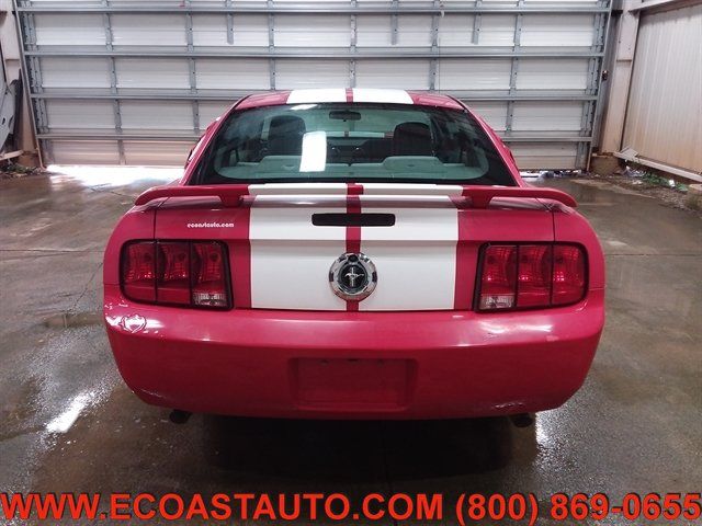 Used 2005 Ford Mustang Coupe RWD image 8