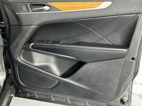 Used 2019 Lincoln MKC Reserve image 31