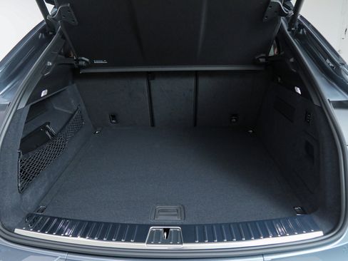 Used 2026 Porsche Cayenne GTS image 39