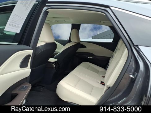 Certified 2024 Lexus RX 350 Premium w/ Accessory Package (Z1) AWD/4WD image 16