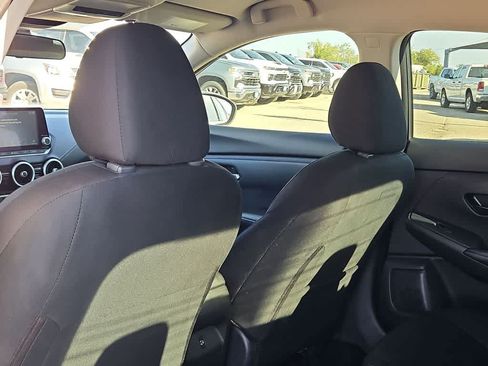 Used 2024 Nissan Sentra SV FWD image 16