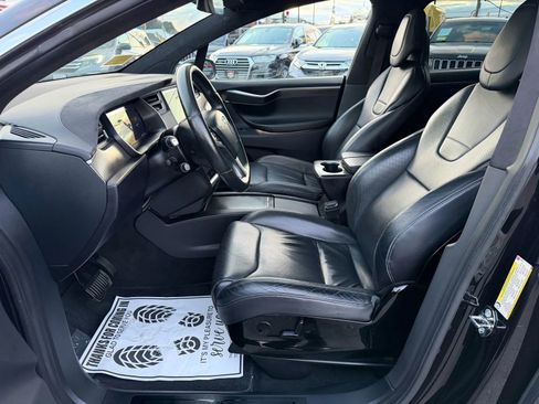 Used 2016 Tesla Model X 60D image 14